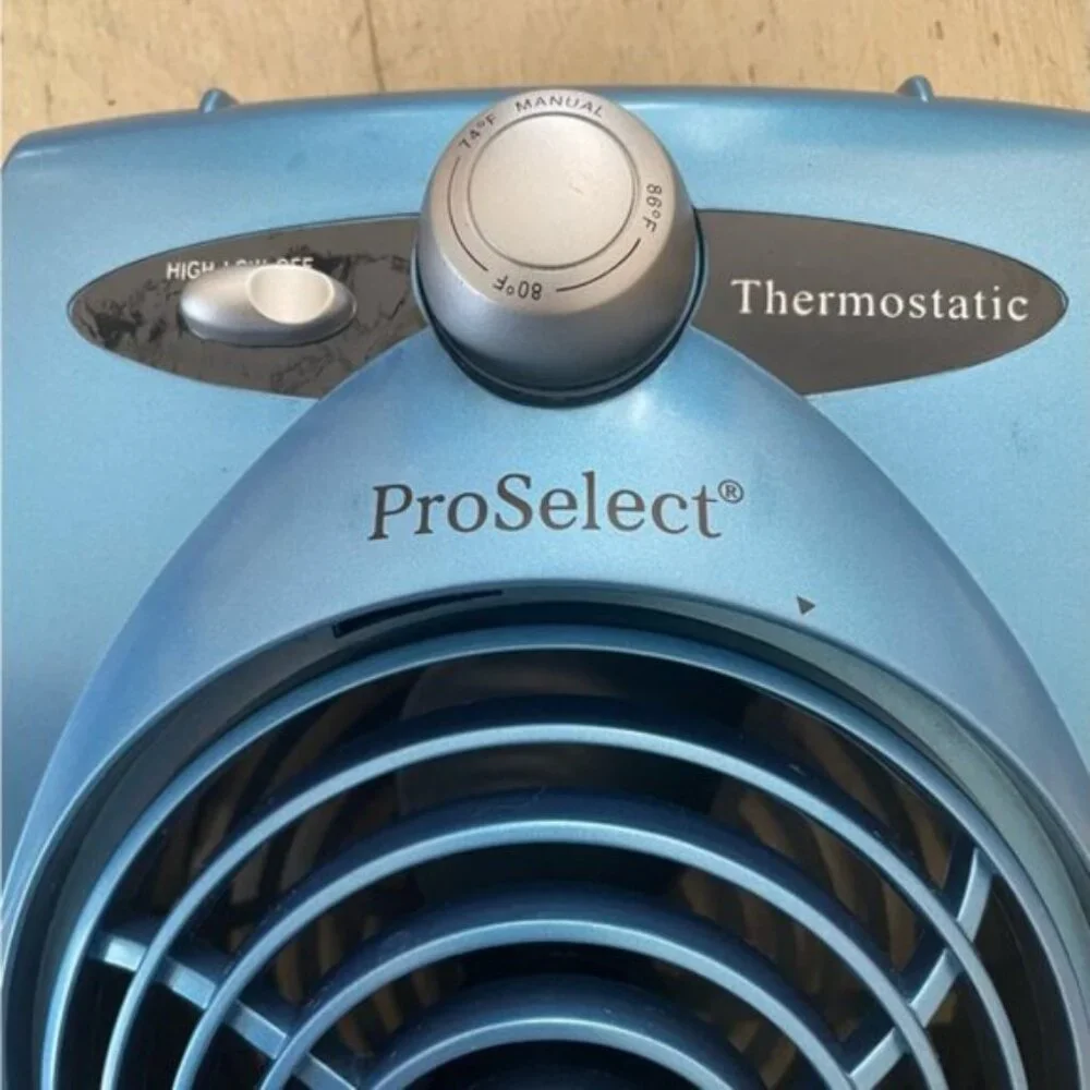 Pro Select Blue Quiet Battery Cool Pup Crate Fan